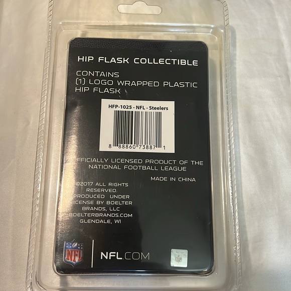 Official NFL Collectible Flask Pittsburgh Steelers. - Picture 2 of 3